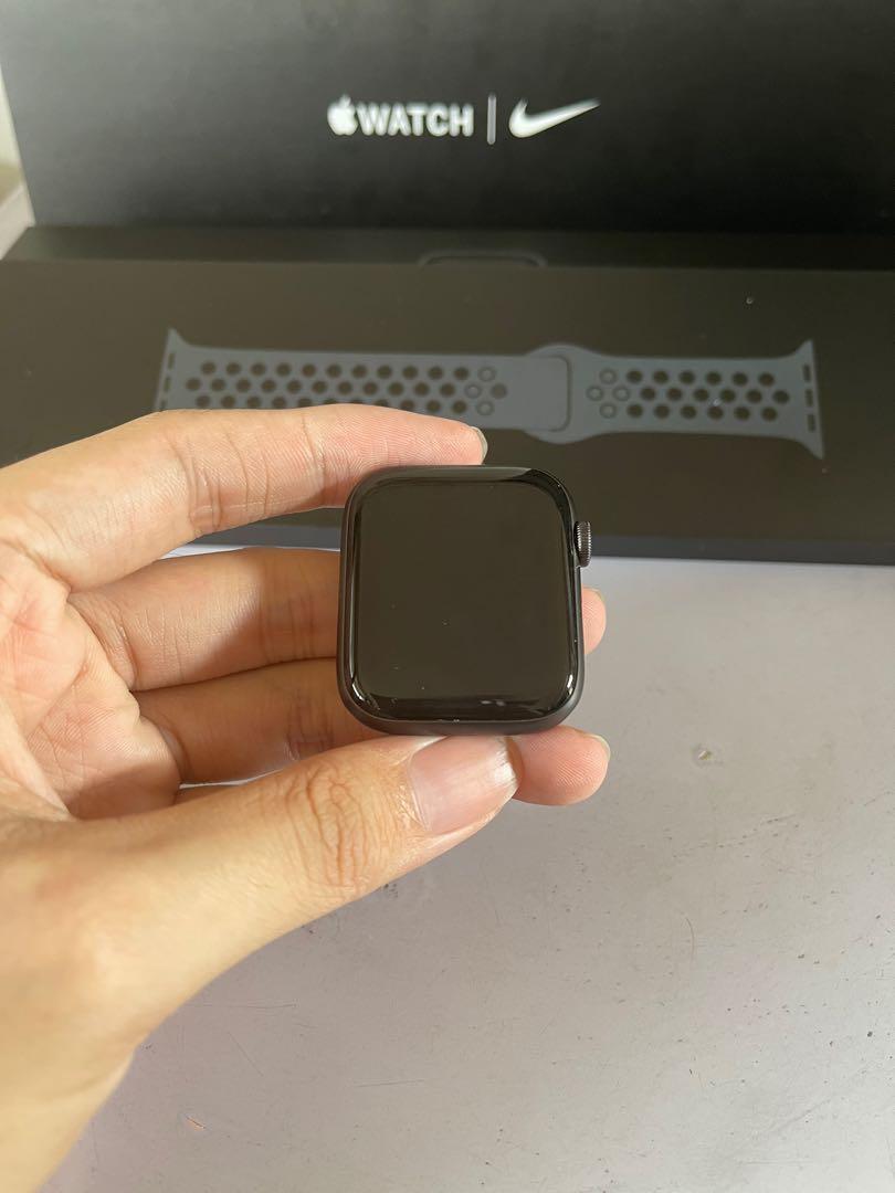 Apple Watch SE Nike - 44mm MKQ83 (GPS, Space Gray Aluminium Case + Nike  Black Band) - EXPANSYS Hong Kong