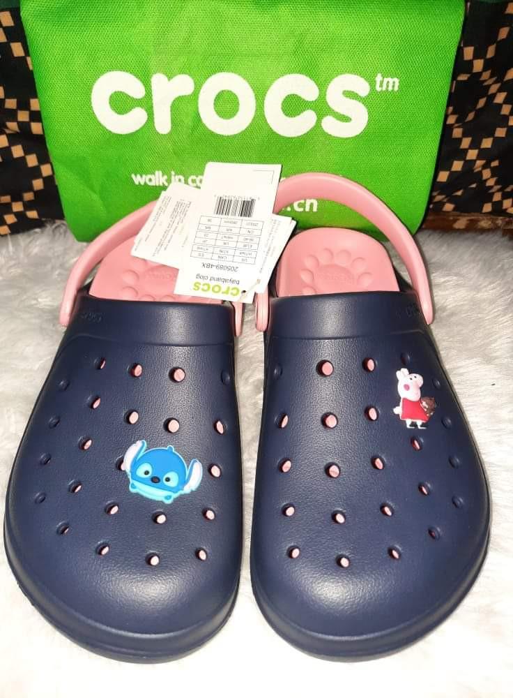 C R O C S REVIVA CLOG for Women, Women's Fashion, Footwear, Flats & Sandals  on Carousell