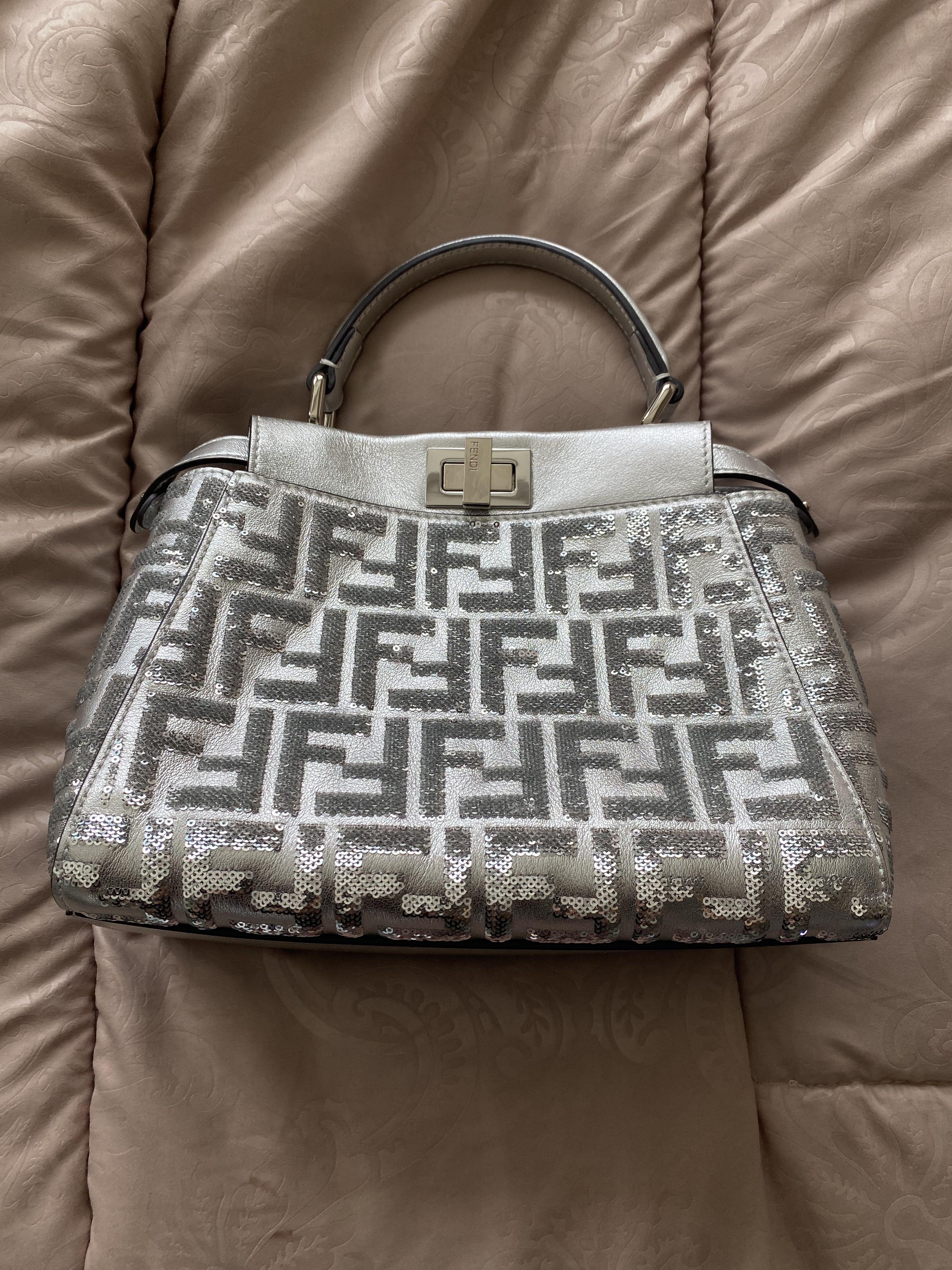 Fendi Peek A Boo Bag Glamour 1 1 ada strap harga beli dulu 7 jt