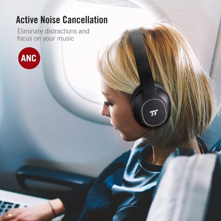 noise cancelling microphone wireless