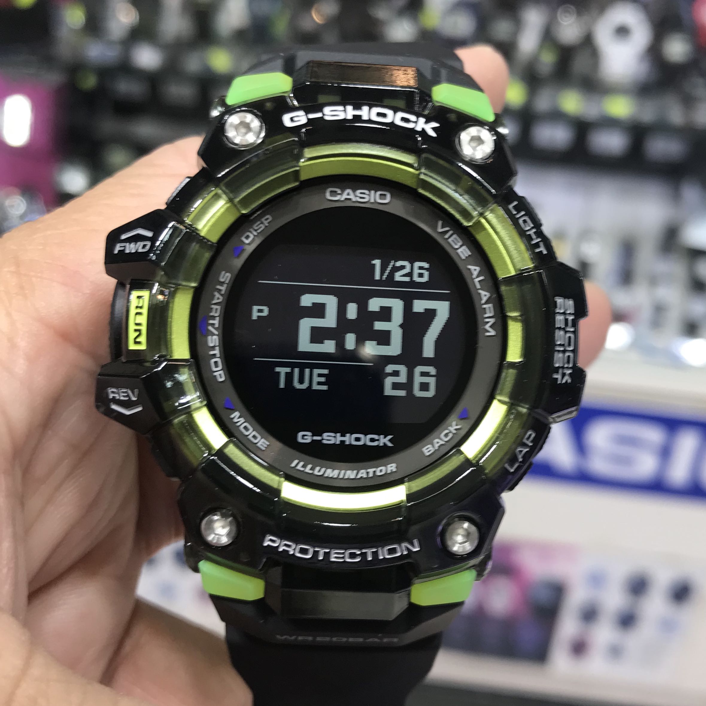 G-Shock gbd-100sm-1 超熱門款式新色透明錶殼, 男裝, 手錶及配件