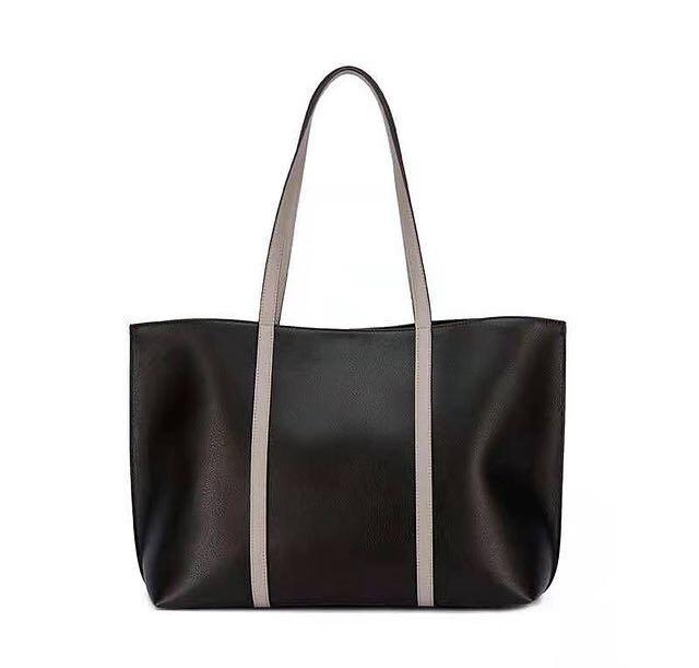 Guess throne tote bag shop
