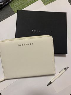 （分類：）位於 。 由 alextuk 提交（商品編號 1065537088，圖片 1）。簡介： 。