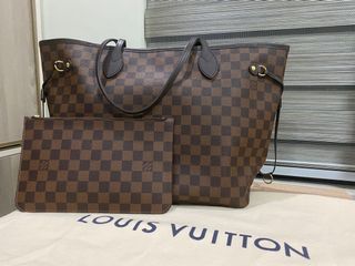 (Category: ) located in . Submitted by luxuryinmyclowset (Listing ID 1065420246, Image 1). Description: .