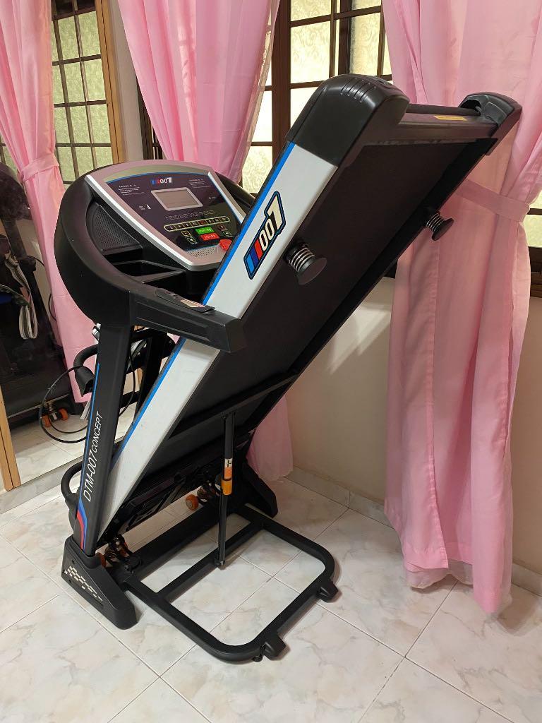Vibrating treadmill store