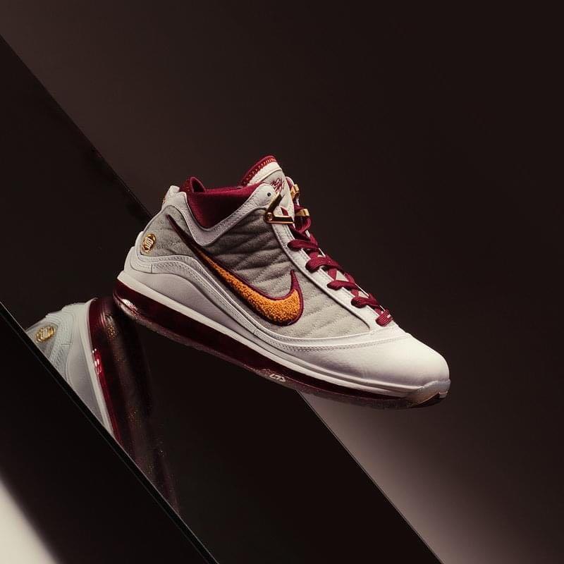 lebron 7 mvp