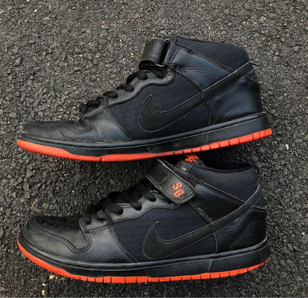 insulto Parche Mente NIKE SB DUNK MID “HALLOWEEN”, Men's Fashion, Footwear, Sneakers on Carousell