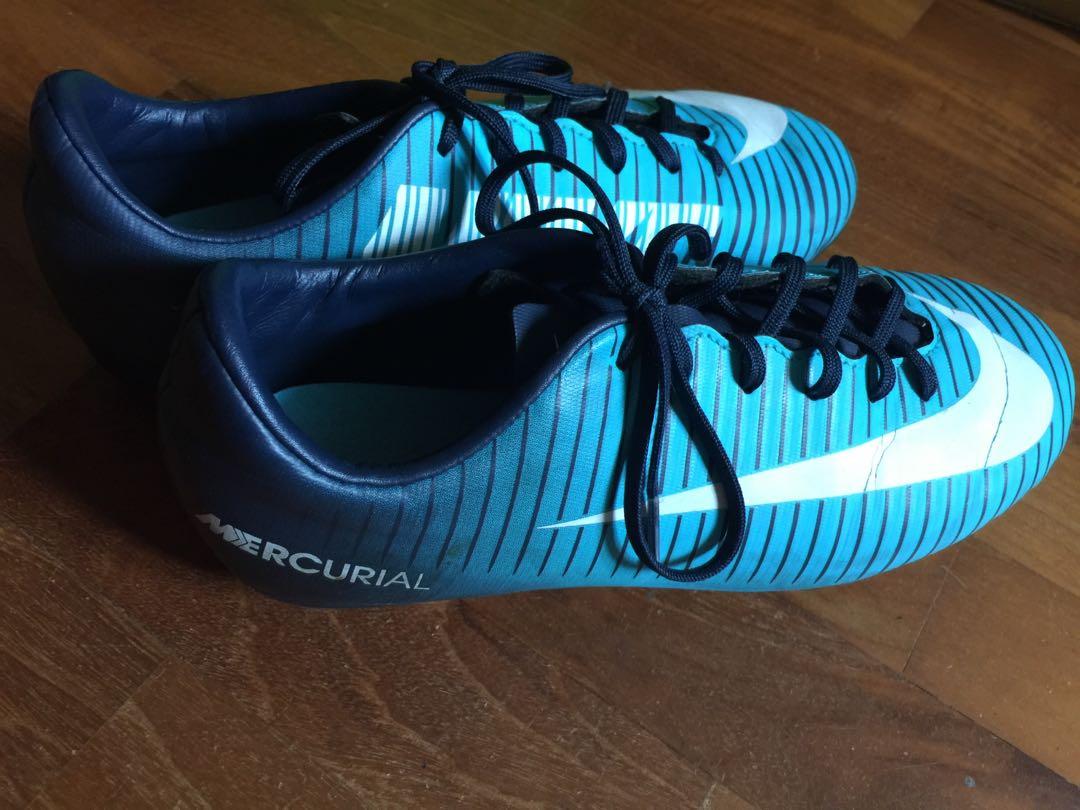 nike football shoes at cheap price