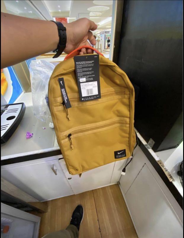 Nike utility backpack (Category: Backpacks) located in Bacoor. Submitted by yummy1994 (Listing ID 1065351111, Image 1). Description: For sale Nike utility backpack Brandnew May ibang color black beige maroon Nabili sa ibang bansa Pm me.