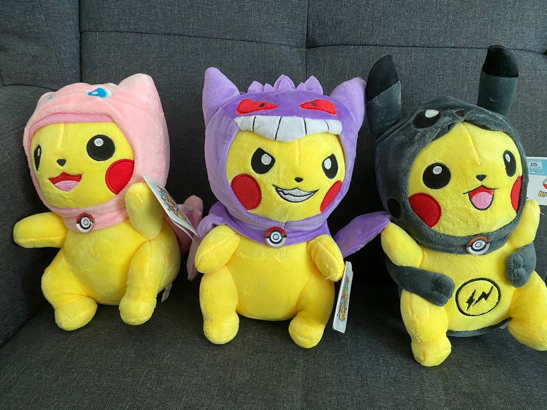 Pikachu Pokemon Soft Toy (25cm Tall) Valentine's Day present, Hobbies