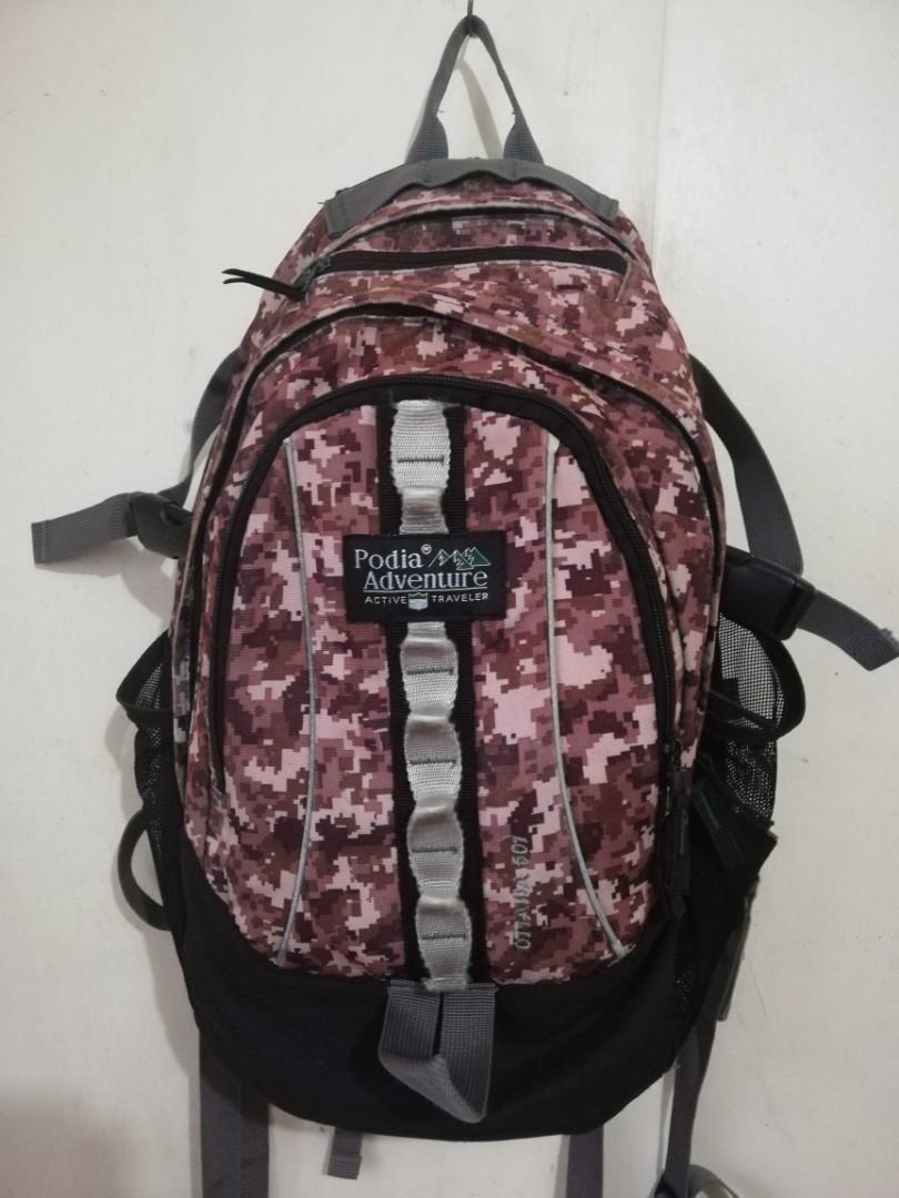 Podia Adventure backpack (Category: Backpacks) located in Quezon City. Submitted by JC_OLx (Listing ID 1065362453, Image 1). Description: Valenzuela City lalamove sagot nyo rider.
