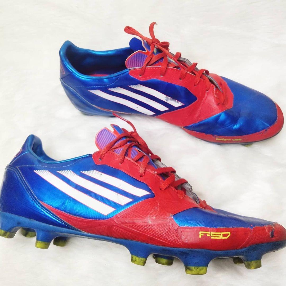 Sepatu bola adidas on sale f30
