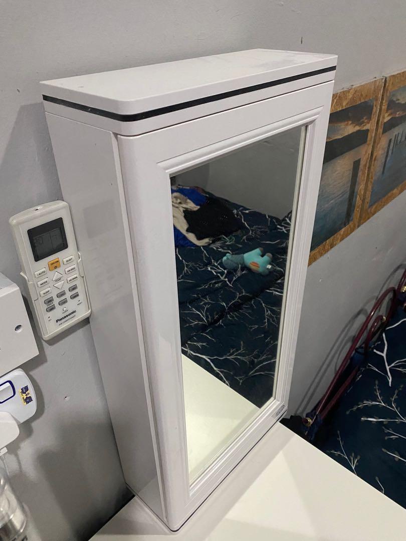 single white mirror Furniture & Home Living, Home Decor