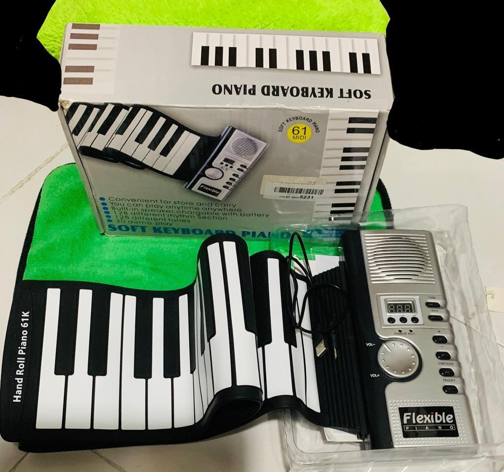 Soft keyboard piano 61 midi best sale