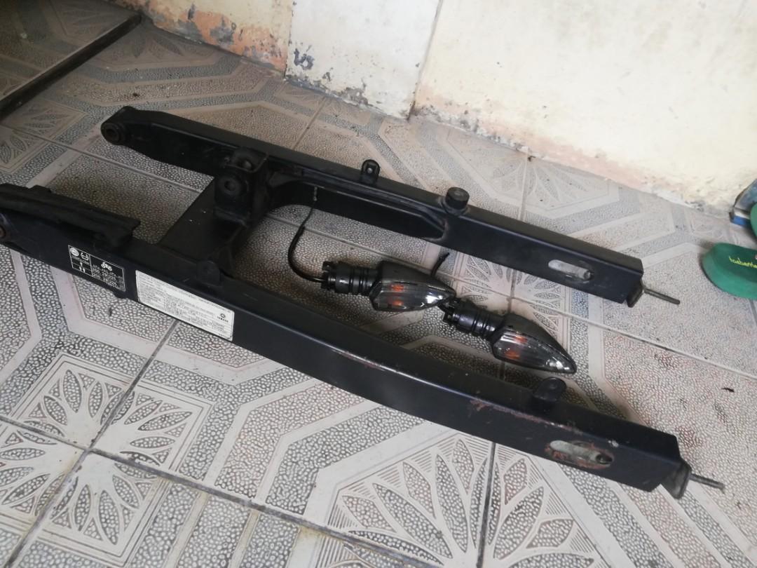 Stock sniper 150 swing arm, Motorbikes, Motorbike Parts & Accessories