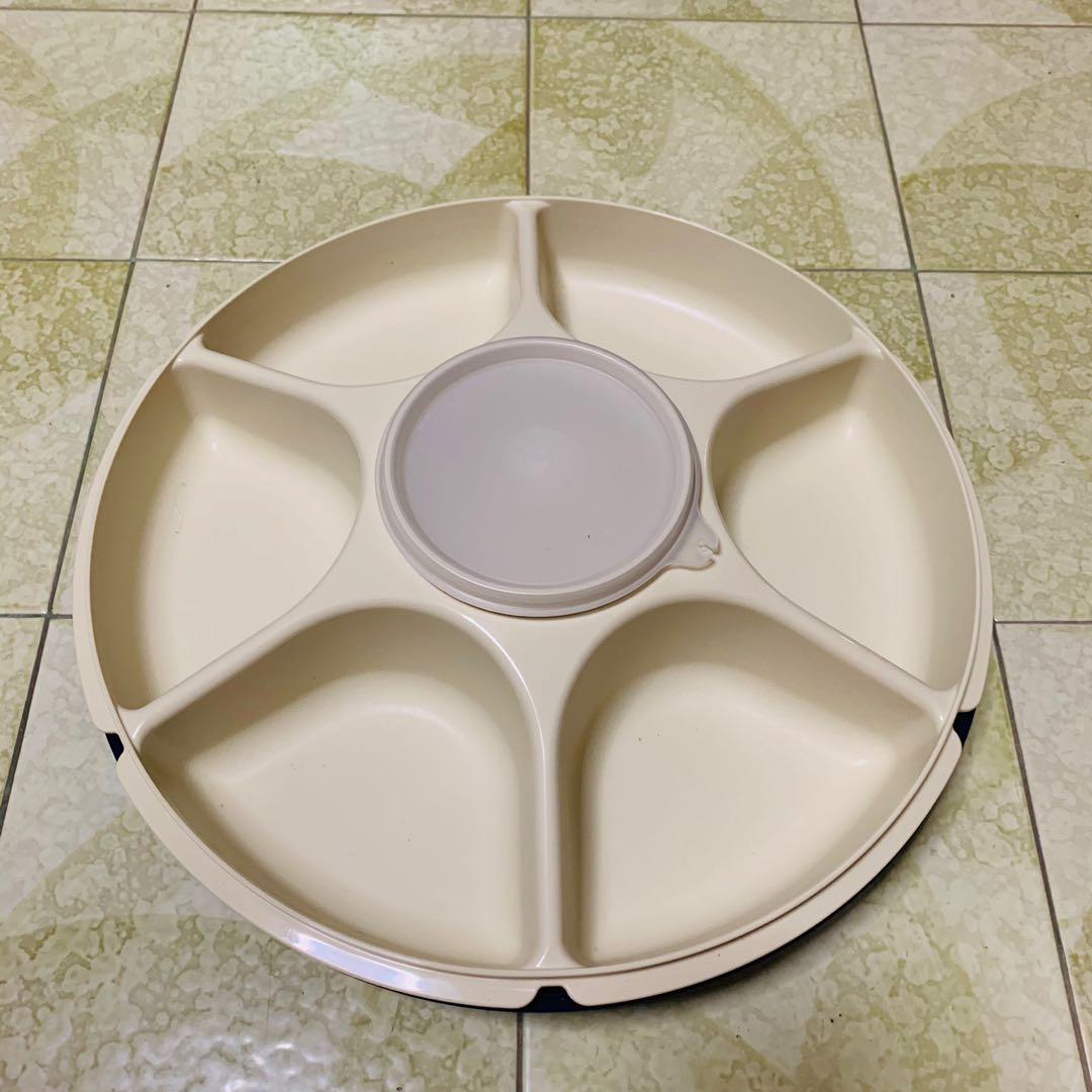 Tupperware Serving Center Set, Furniture & Home Living, Kitchenware