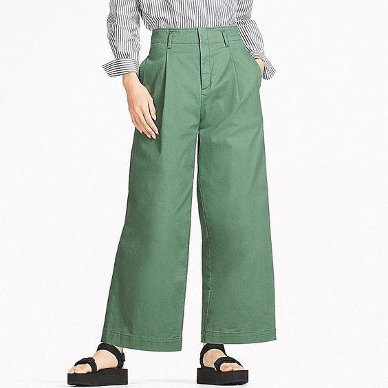 ANN4329: uniqlo women S size center seam black pants/ uniqlo high waist  Wide leg smart casual pants, Women's Fashion, Bottoms, Other Bottoms on  Carousell