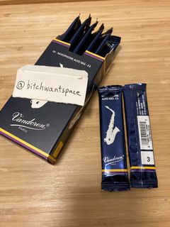 （分類：）位於 。 由 bitchwantspace 提交（商品編號 1065471537，圖片 1）。簡介： 。