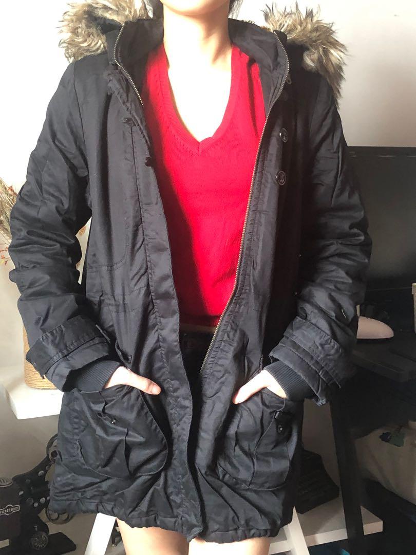 Winter Jacket (Category: Coats, Jackets and Outerwear) located in Quezon City. Submitted by maydeclutters (Listing ID 1065425124, Image 1). Description: Thick cloth W/ detachable fur Fits small to large frames Adjustable waist drawstring.