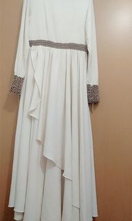 (Category: ) located in . Submitted by apparel_izz (Listing ID 1065558103, Image 1). Description: .
