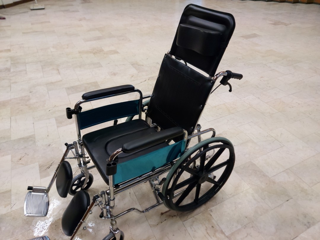 Adjustable backrest footrest wheelchair, Health & Nutrition, Assistive