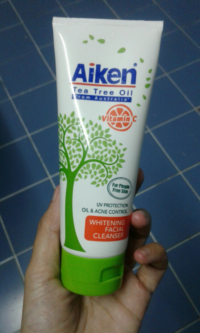 aiken whitening facial cleanser