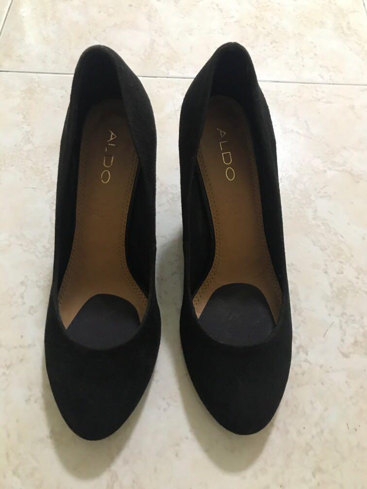 Aldo Black Wedges (Felt material, genuine leather), Women's Heels on Carousell