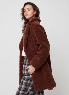 Aritzia teddy coat