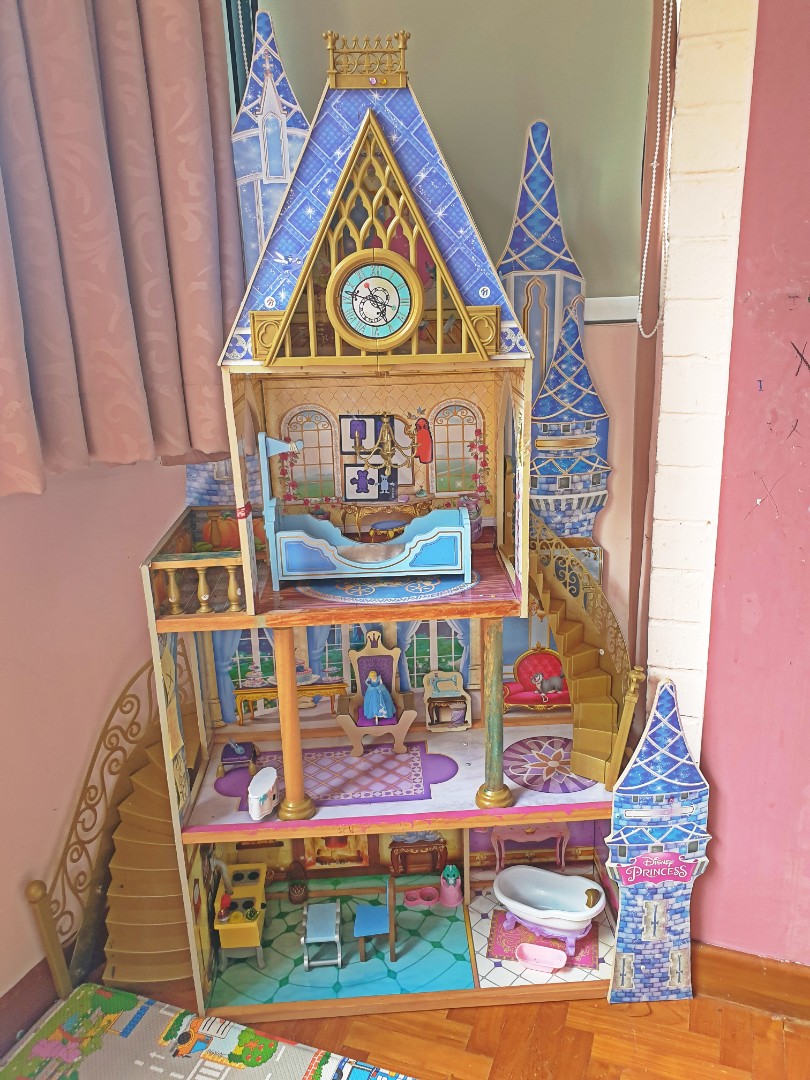Cinderella barbie house best sale