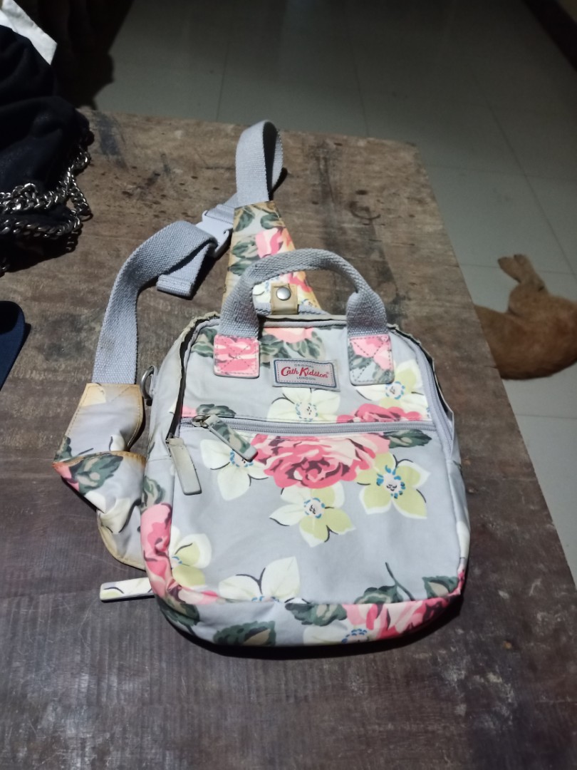 Cath kidston 2025 body bag