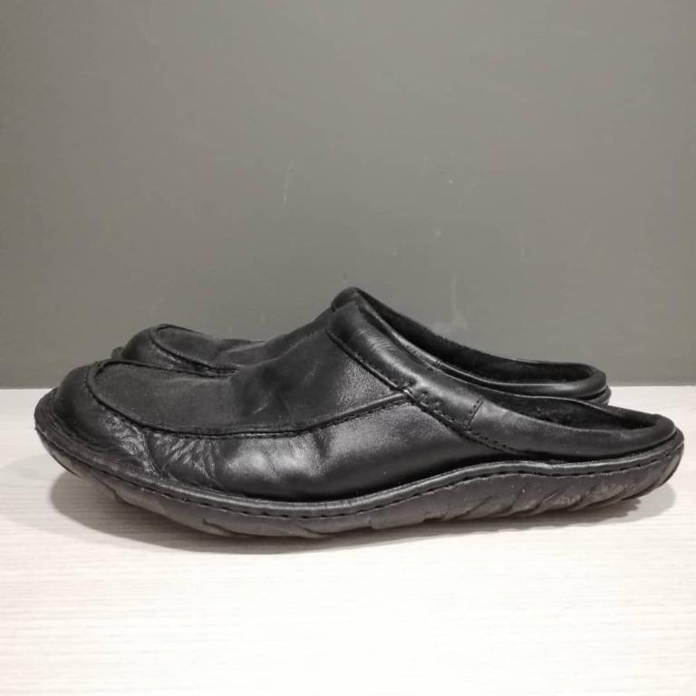 Clarks kite vasa leather slippers clearance