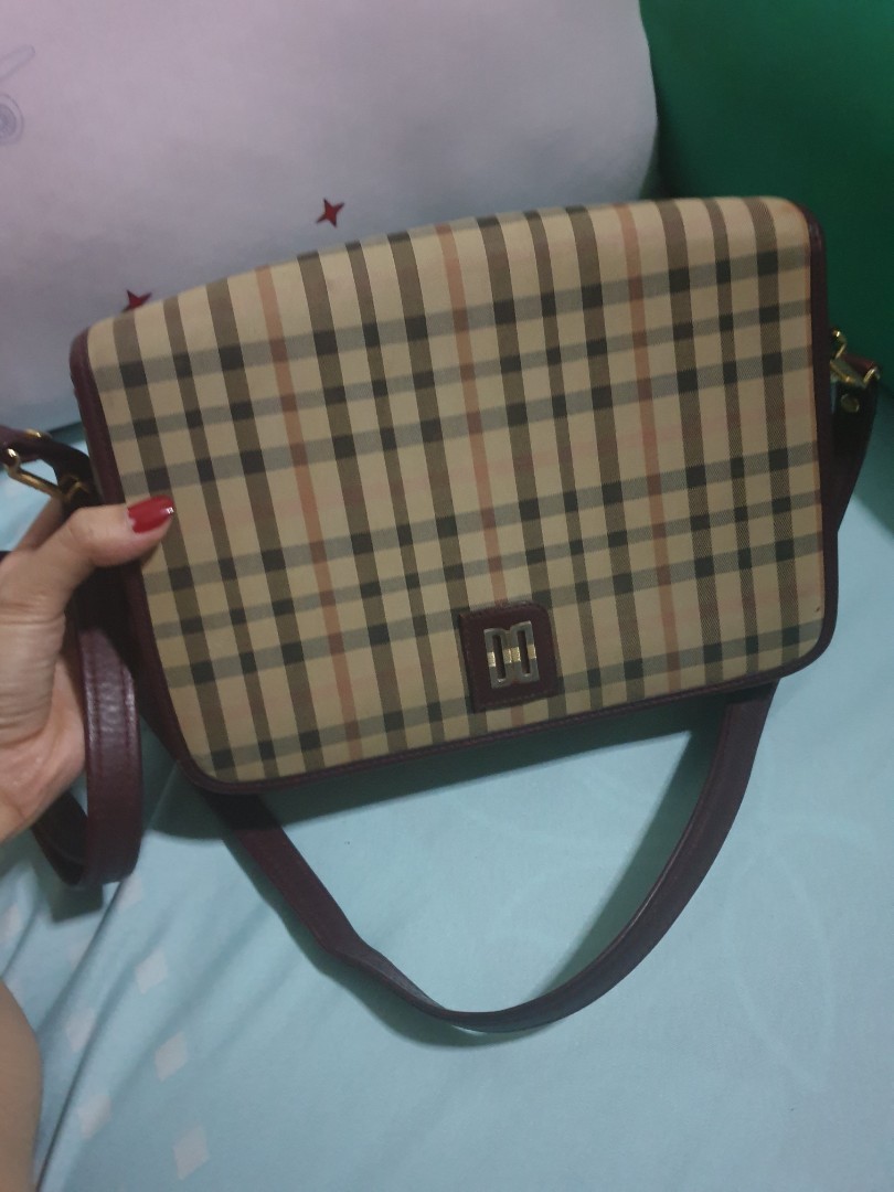 Daks sling bag original Luxury Bags Wallets on Carousell