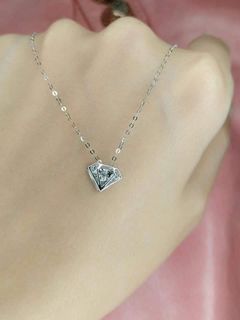 (Category: ) located in . Submitted by authenticdiamonds (Listing ID 1062251902, Image 1). Description: .