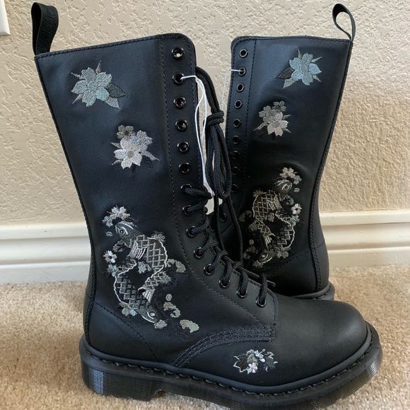 Dr martens anissa top