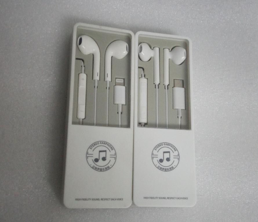 Hi-Fi Stereo Lightning or Type-C Earphone (Category: Portable Audio Accessories) located in Cainta. Submitted by whiteelephantph (Listing ID 1065769312, Image 1). Description: brand new. limited stocks Hi-Fi Stereo In-Ear Headset Lightning or Type-C available meet-up or lalamove pm is the key!.