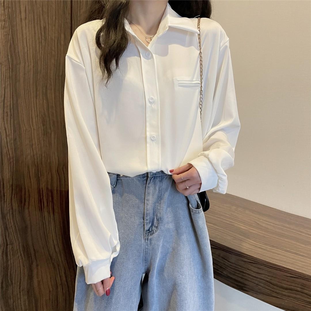 Korean boyfriend deals shirt