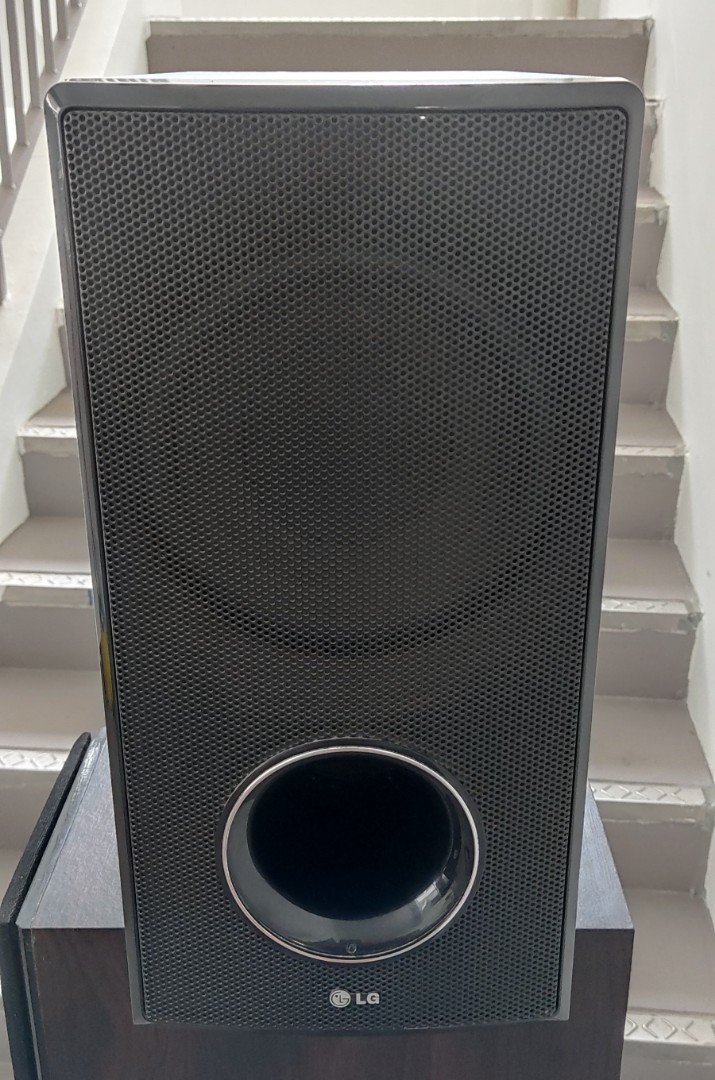 LG SHS36D wireless subwoofer, Audio, Soundbars, Speakers & Amplifiers
