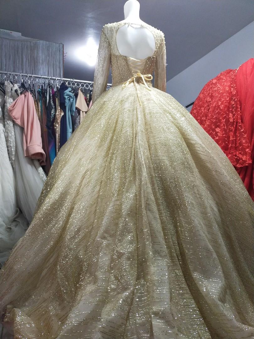 Longsleeves Ball Gown FOR RENT (Category: Evening dresses & gowns) located in Mandaue City. Submitted by missgsgowns (Listing ID 1065714154, Image 2). Description: Small-medium fit With 6hoops petticoat.