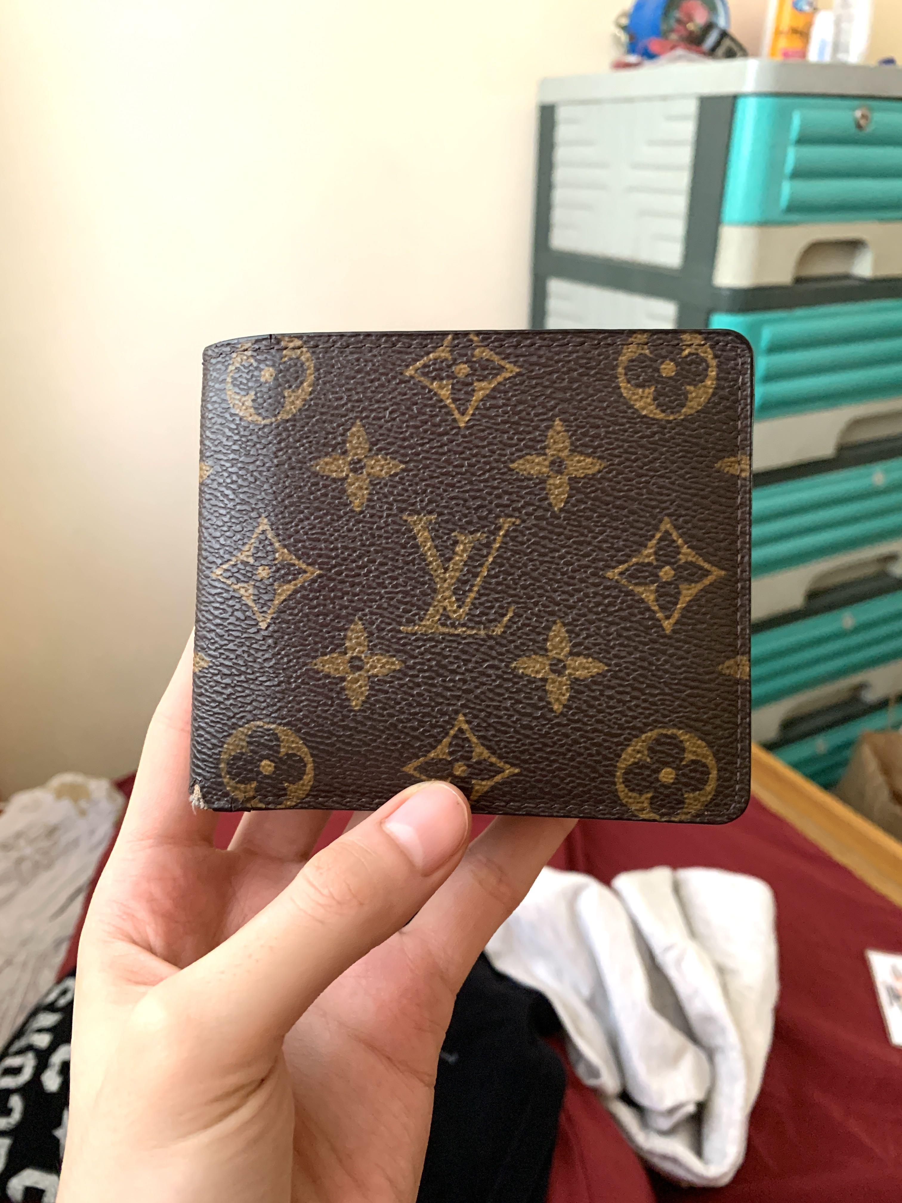 Louis Vuitton Authentic Monogram Marco Bifold Mens Wallet, Luxury, Bags &  Wallets on Carousell