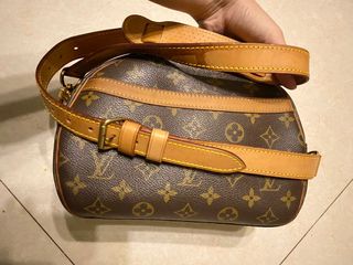 (Category: ) located in . Submitted by goodstuffsph_ (Listing ID 1065691950, Image 1). Description: .