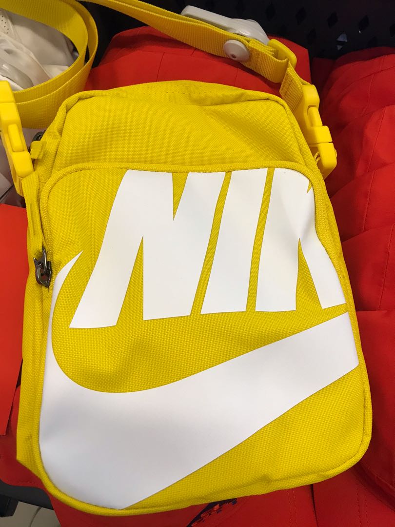 nike bag yellow
