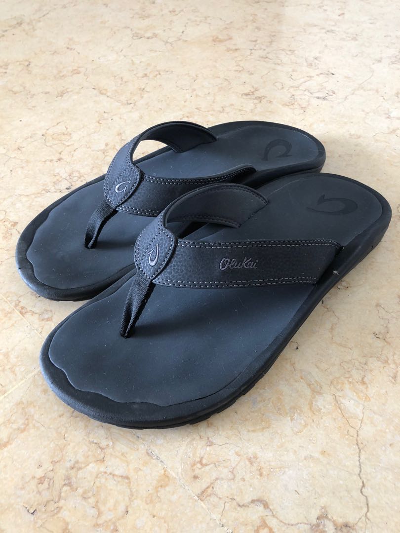 olukai orthopedic flip flops
