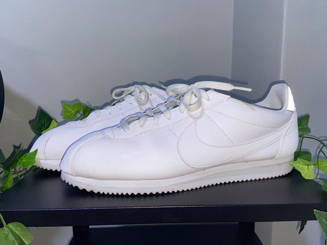 nike cortez plain white