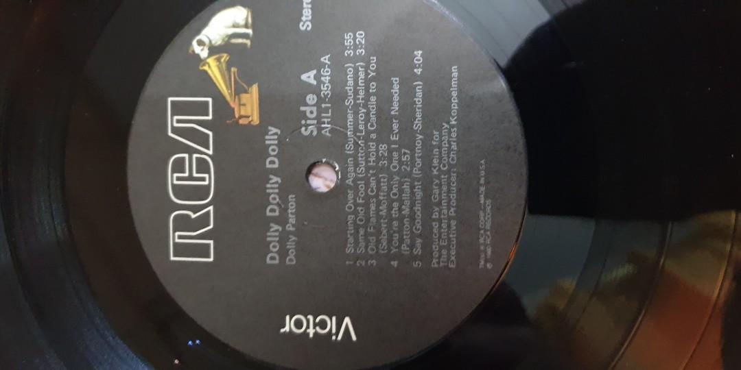 Plaka/ vinyl record. DOLLY PARTON (Category: Vinyls) located in Valenzuela. Submitted by toyharry (Listing ID 1065779931, Image 2). Description: VERY GOOD ++ CONDITION U.S pressed♥️♥️♥️.