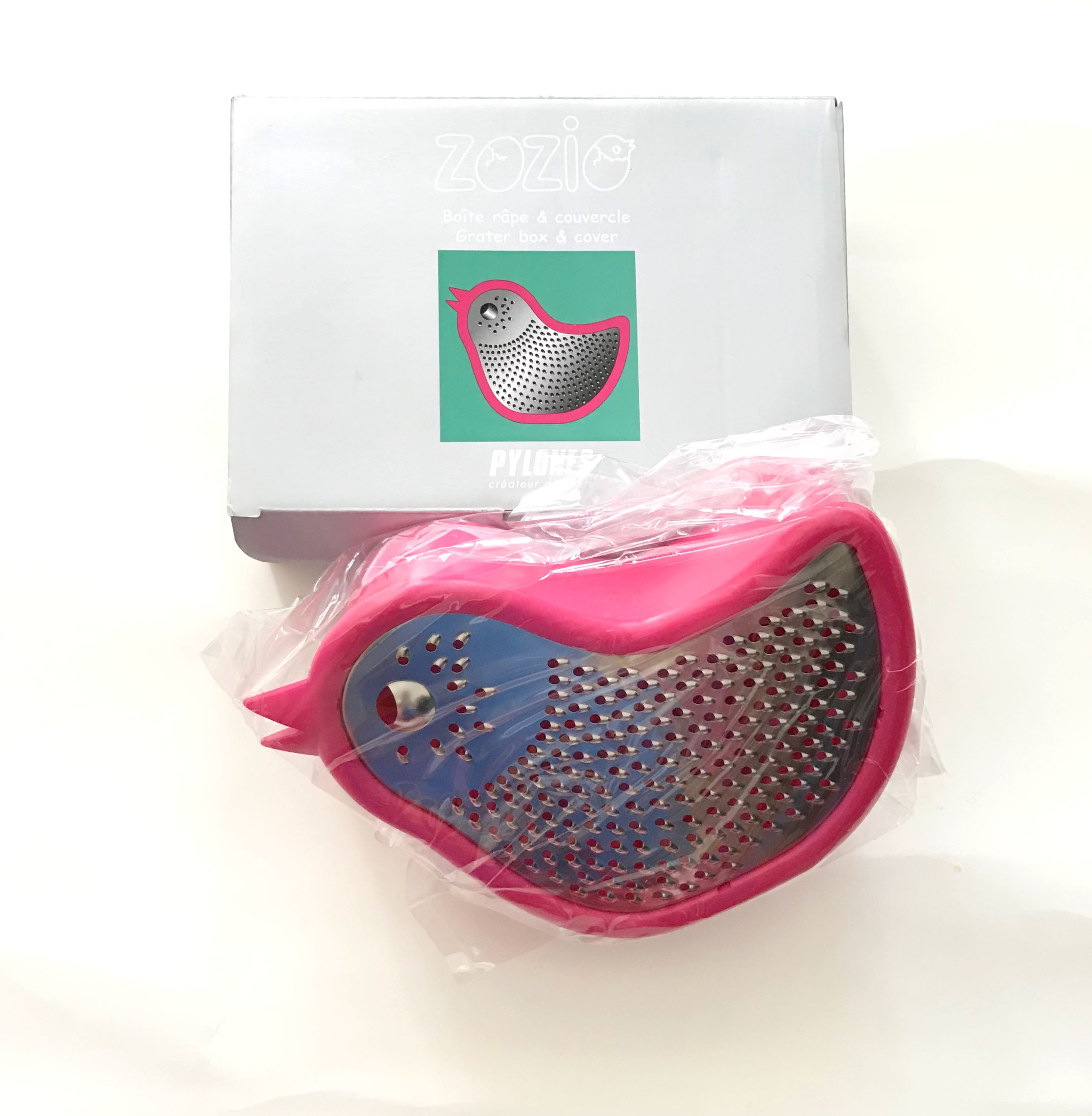 PYLONES Grater Box & Cover with Box, 傢俬＆家居, 廚具和餐具, 刀和砧板 Carousell