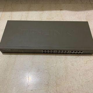 TP-LINK 24 port 10/100M Fast Ethernet Switch