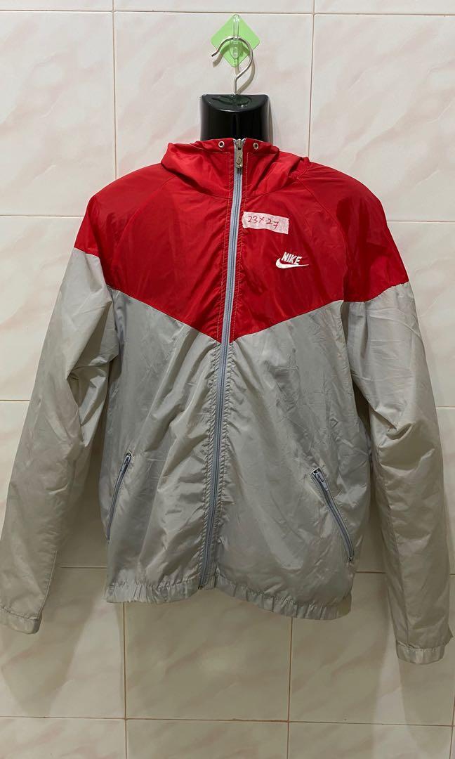 Nike grey tag windbreaker new arrivals