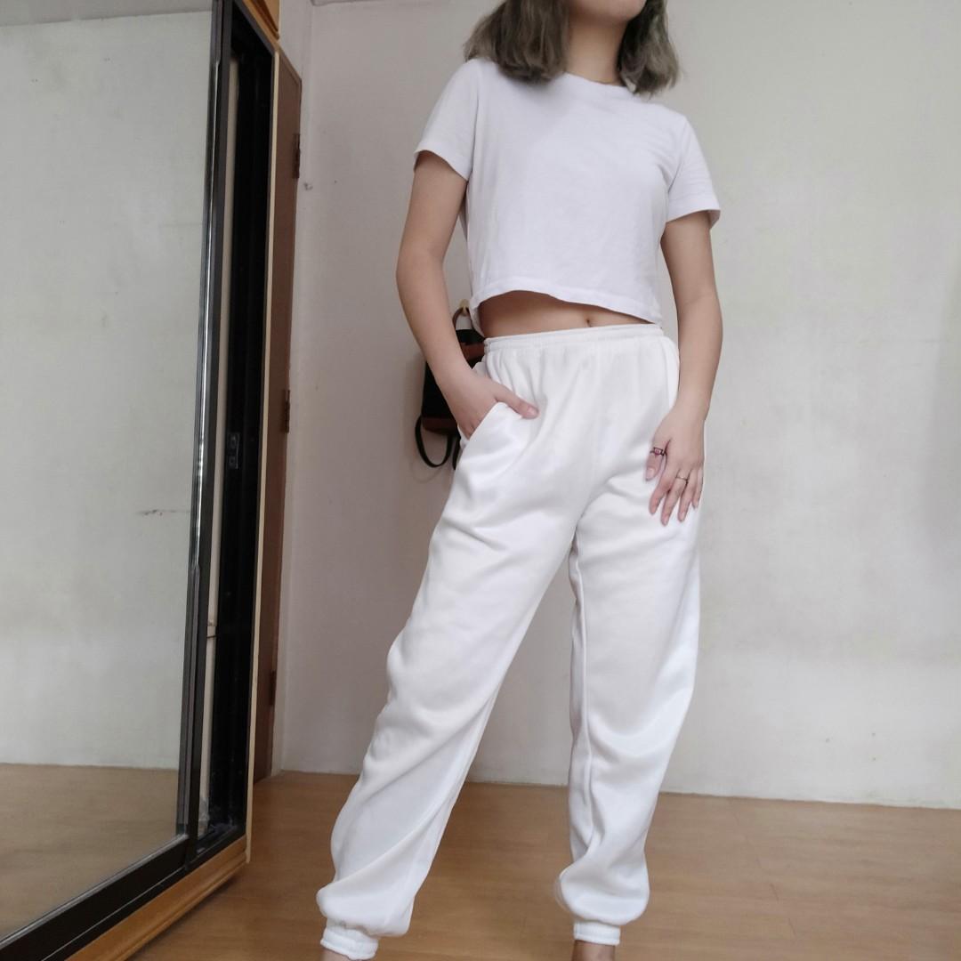Baggy white sale sweatpants