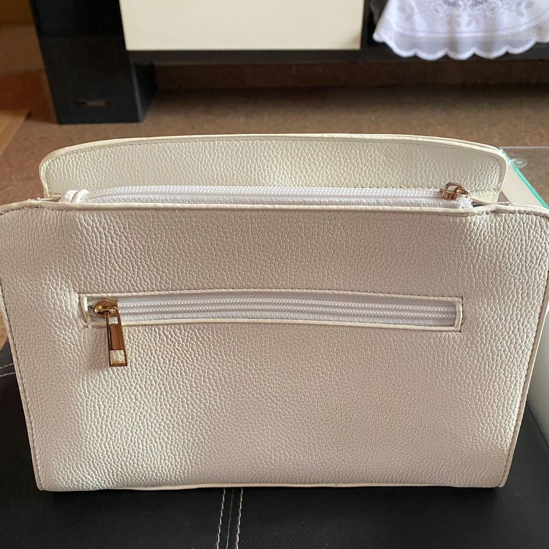 White on sale tassel bag