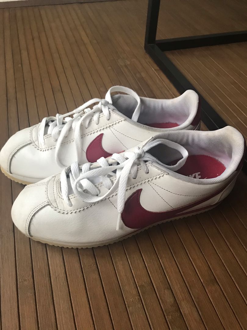 WOMENS Nike Cortez (Red textured swoosh) ORIGINAL, Women's Fashion ...